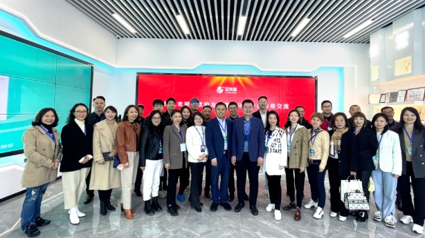春风有信 · 相聚有期 | 艾米森迎来中欧校友